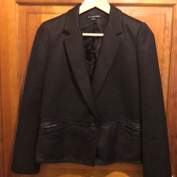 Alexander Wang Jackets & Blazers - Alexander Wang cropped knit jacket. EUC